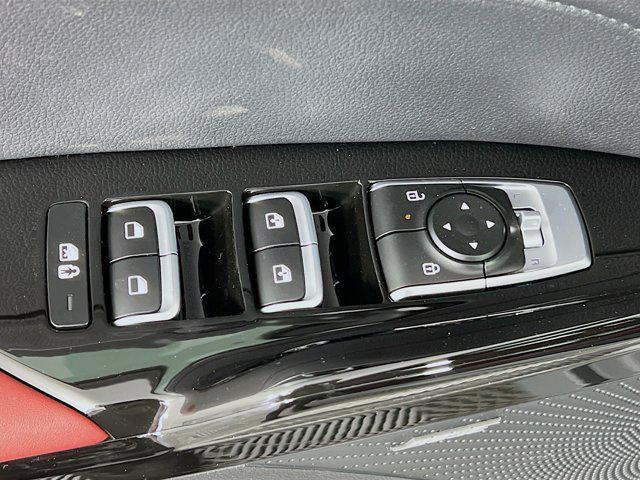 Photo of 2025 Wolf Gray Kia K5