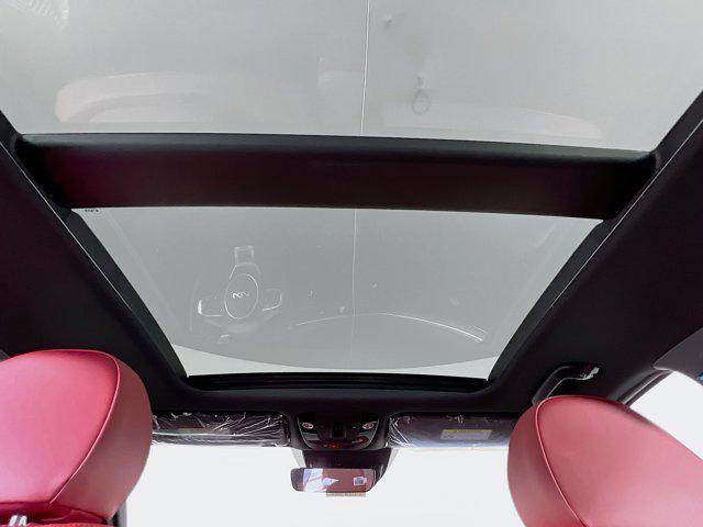 Photo of 2025 Wolf Gray Kia K5