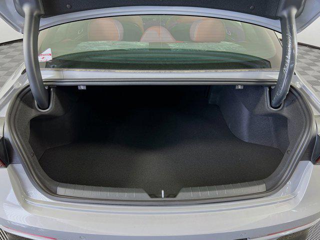 Photo of 2025 Wolf Gray Kia K5
