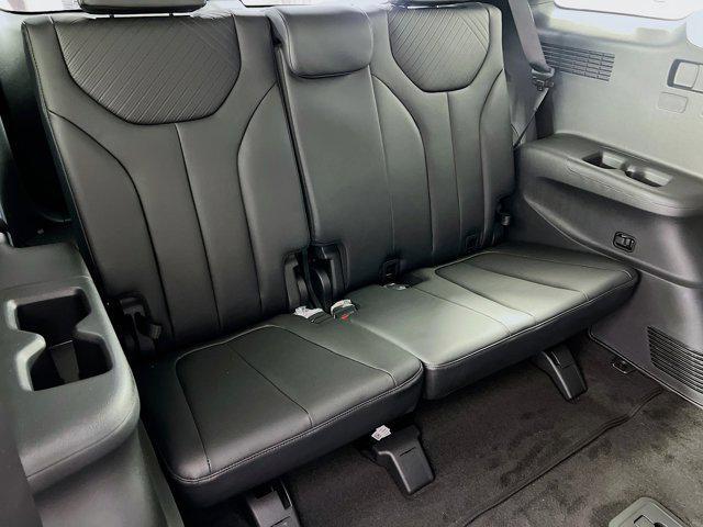 Photo of 2025 Abyss Black Pearl Hyundai PALISADE