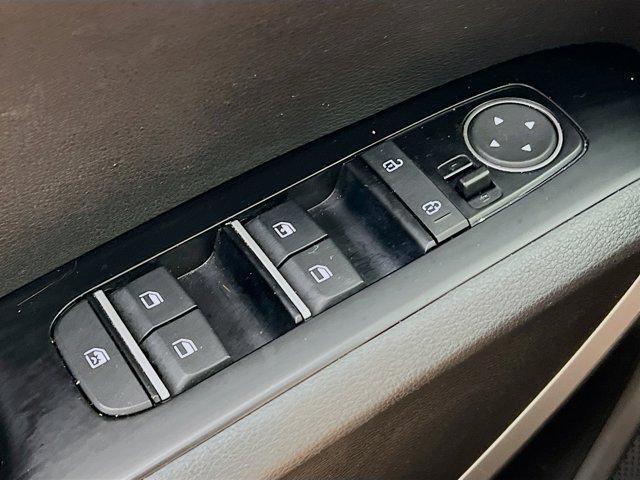 Photo of 2020 Sparkling Silver Kia Soul