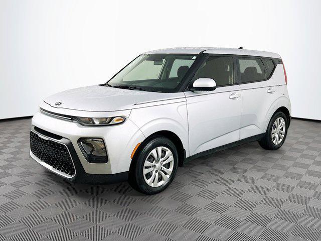 Photo of 2020 Sparkling Silver Kia Soul