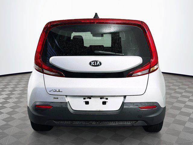Photo of 2020 Sparkling Silver Kia Soul