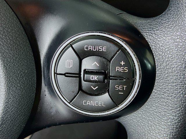 Photo of 2020 Sparkling Silver Kia Soul