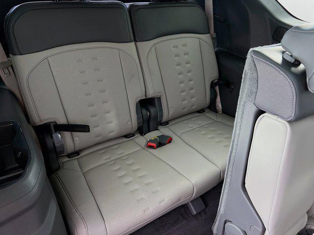Photo of 2026 Ocean Blue Kia EV9