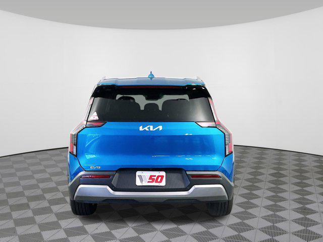 Photo of 2026 Ocean Blue Kia EV9