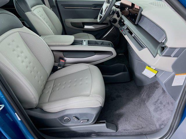 Photo of 2026 Ocean Blue Kia EV9