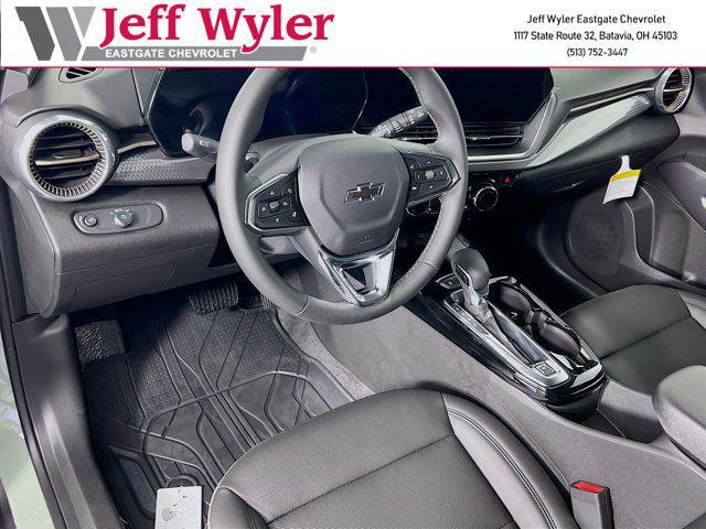 Photo of 2025 Cacti Green Chevrolet Trax