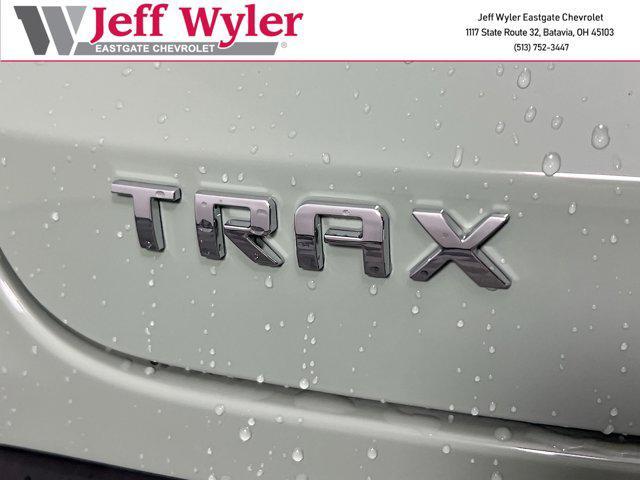 Photo of 2025 Cacti Green Chevrolet Trax