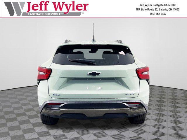 Photo of 2025 Cacti Green Chevrolet Trax