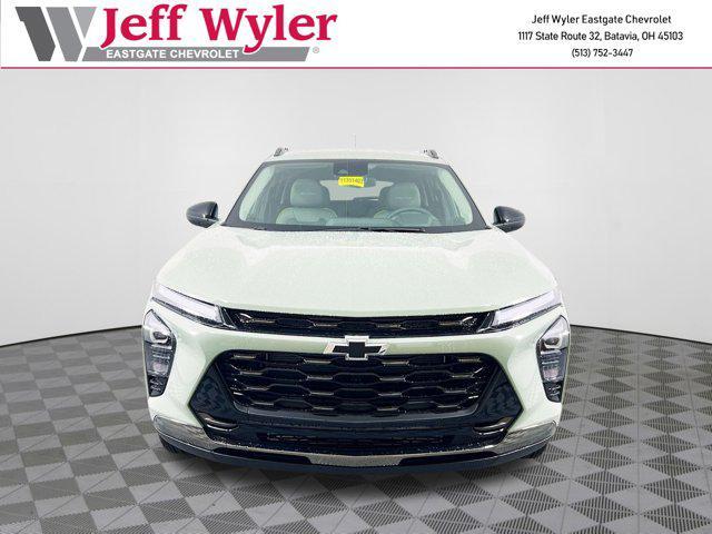Photo of 2025 Cacti Green Chevrolet Trax