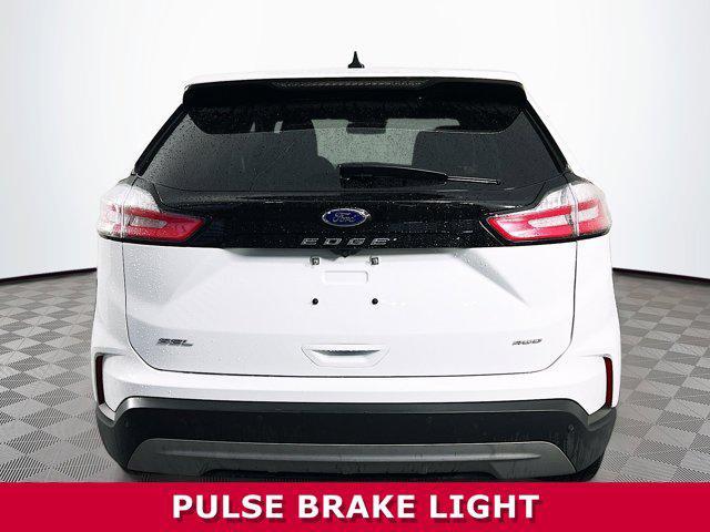 Photo of 2024 Oxford White Ford Edge