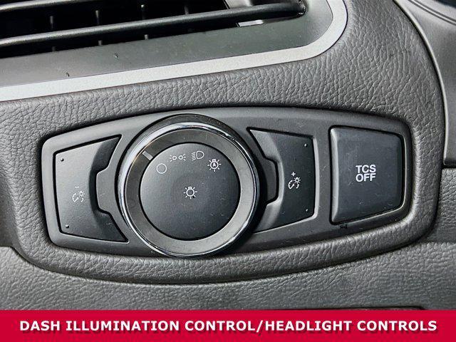 Photo of 2024 Oxford White Ford Edge