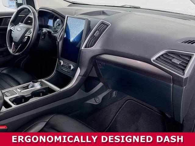 Photo of 2024 Oxford White Ford Edge