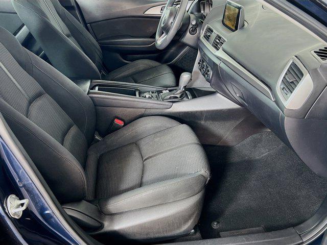 Photo of 2017 Deep Crystal Blue Mica Mazda Mazda3