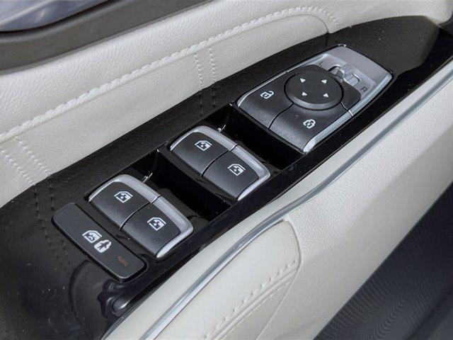 Photo of 2022 Wolf Gray Kia Sorento