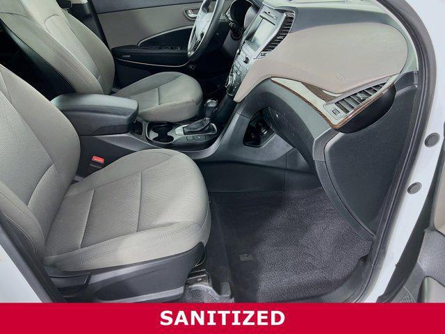 Photo of 2018 Pearl White Hyundai Santa Fe Sport