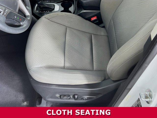 Photo of 2018 Pearl White Hyundai Santa Fe Sport
