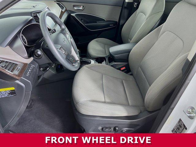 Photo of 2018 Pearl White Hyundai Santa Fe Sport
