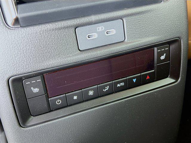 Photo of 2025 Rhodium White Premium Mazda CX-70