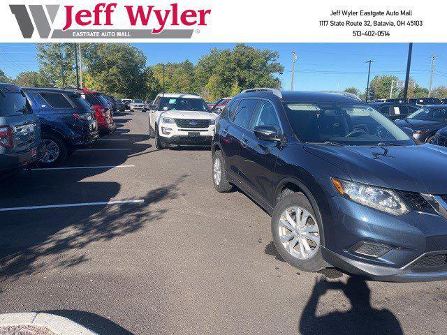 Photo of 2015 Arctic Blue Metallic Nissan Rogue