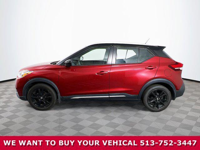 Photo of 2020 Cayenne Red/Super Black Nissan Kicks