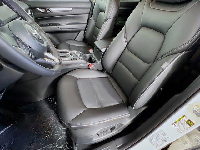 Photo of 2025 Rhodium White Metallic Mazda CX-5