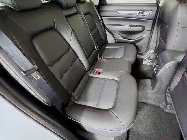 Photo of 2025 Rhodium White Metallic Mazda CX-5
