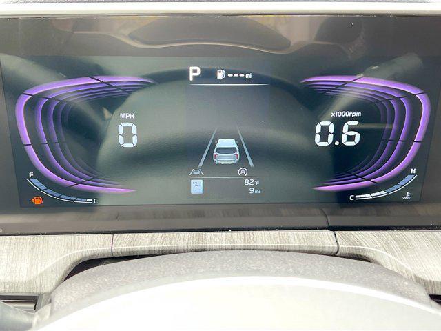 Photo of 2025 Everlasting Silver Kia Telluride