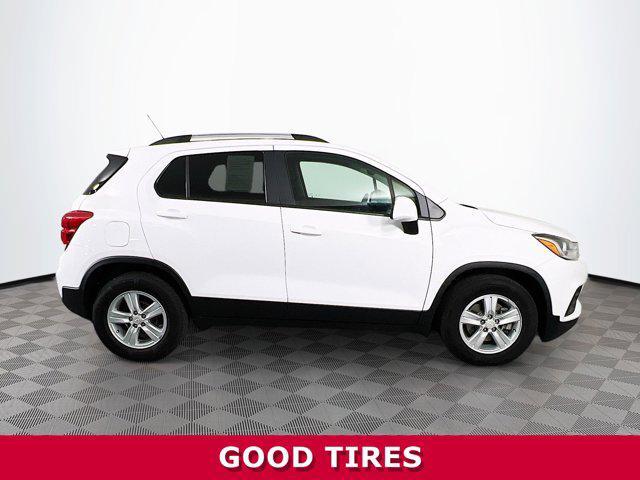 Photo of 2022 Summit White Chevrolet Trax