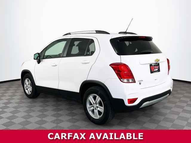 Photo of 2022 Summit White Chevrolet Trax