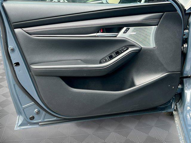 Photo of 2025 Polymetal Gray Metallic Mazda Mazda3
