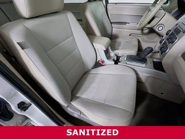 Photo of 2012 White Suede Ford Escape