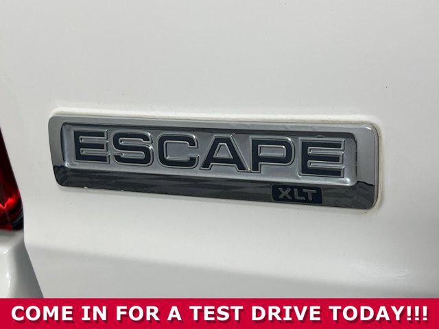 Photo of 2012 White Suede Ford Escape