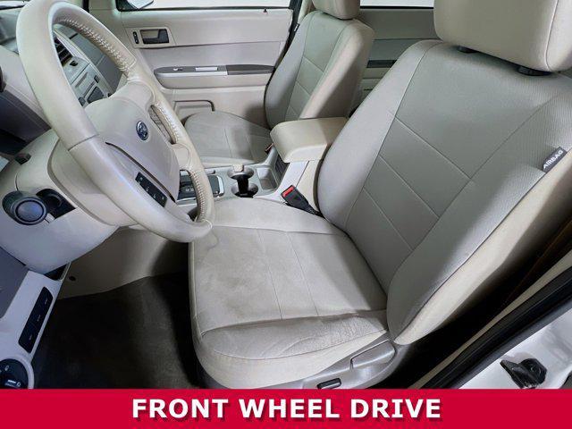 Photo of 2012 White Suede Ford Escape