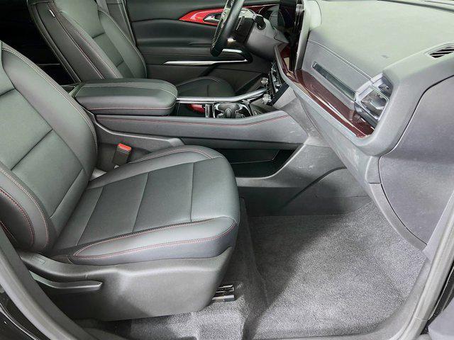 Photo of 2025 Mosaic Black Metallic Chevrolet Traverse