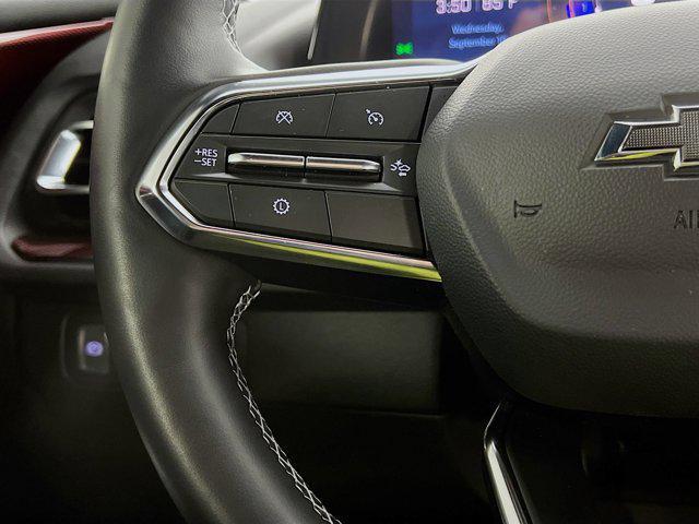 Photo of 2025 Mosaic Black Metallic Chevrolet Traverse
