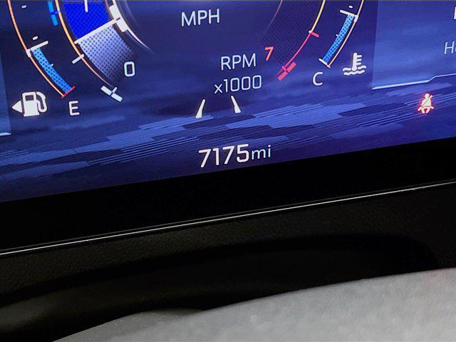Photo of 2025 Mosaic Black Metallic Chevrolet Traverse