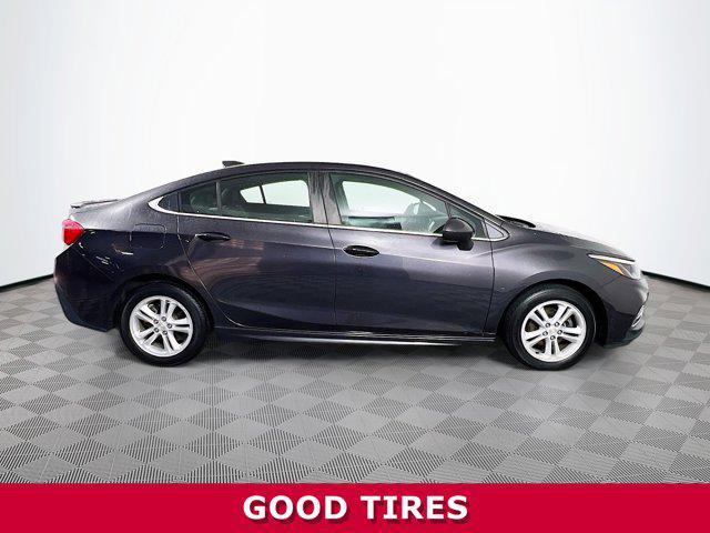 Photo of 2017 Tungsten Metallic Chevrolet Cruze