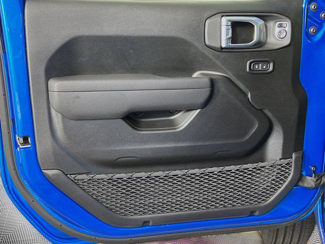 Photo of 2025 Hydro Blue Pearlcoat Jeep Wrangler
