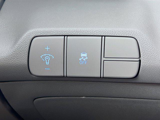 Photo of 2025 Amazon Gray Hyundai ELANTRA