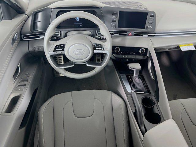 Photo of 2025 Amazon Gray Hyundai ELANTRA