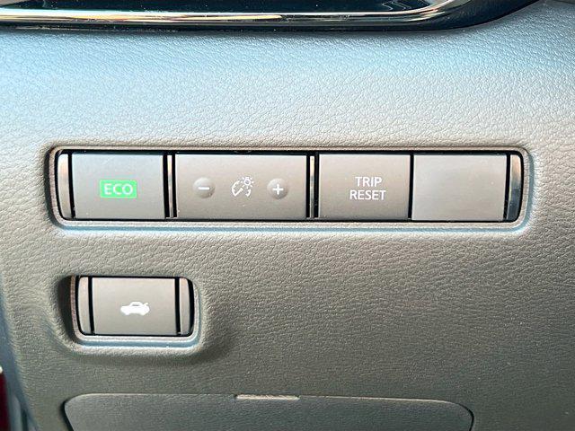 Photo of 2025 Rosewood Metallic Nissan Sentra