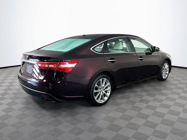 Photo of 2014 Red Toyota Avalon
