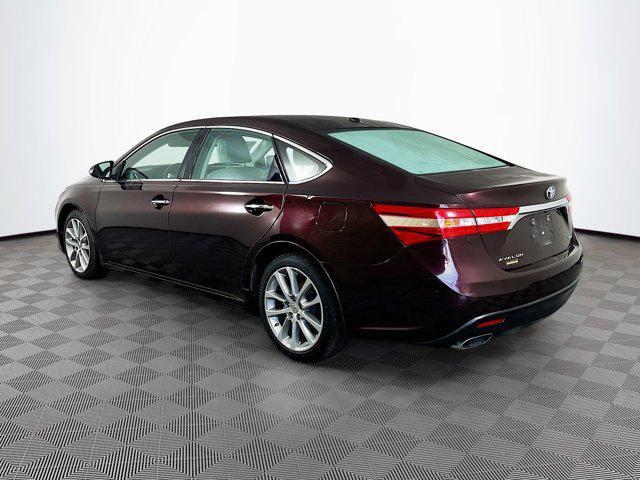 Photo of 2014 Red Toyota Avalon