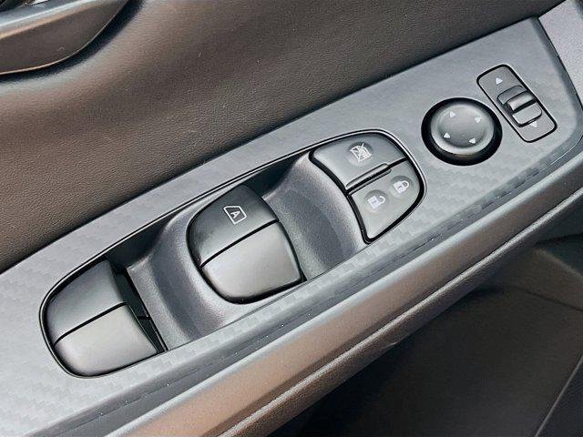 Photo of 2025 Super Black Nissan Sentra