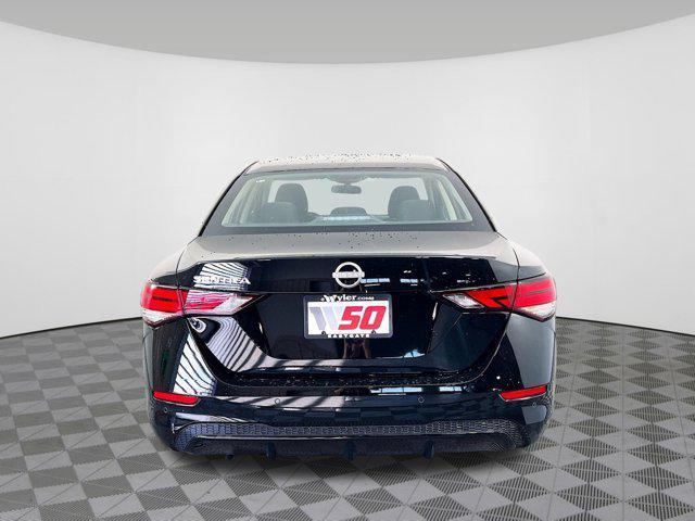 Photo of 2025 Super Black Nissan Sentra