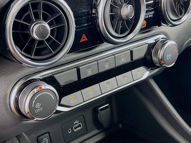 Photo of 2025 Super Black Nissan Sentra