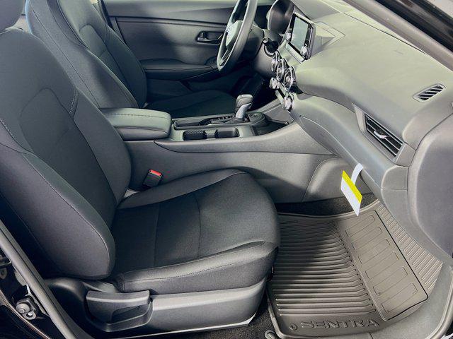 Photo of 2025 Super Black Nissan Sentra