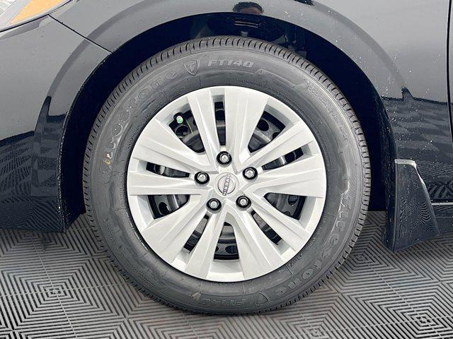 Photo of 2025 Super Black Nissan Sentra